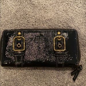 Coach wallet patten leather (black)